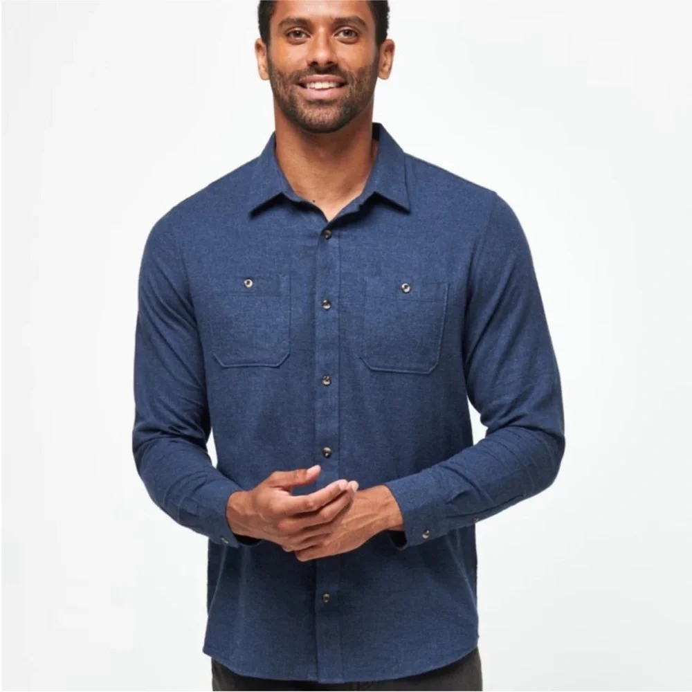 NWT Travis Mathew Cloud Flannel Shirt - Picture 3 of 3